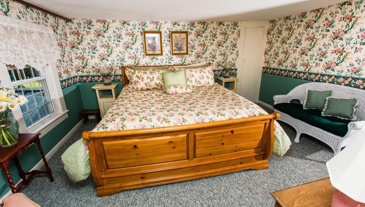 The Nutmeg Inn メレディス エクステリア 写真