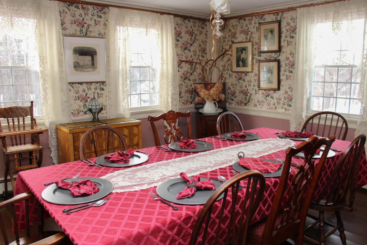 The Nutmeg Inn メレディス エクステリア 写真